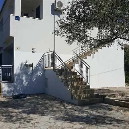 Apartmani Lomar Stari Grad  Exterior photo