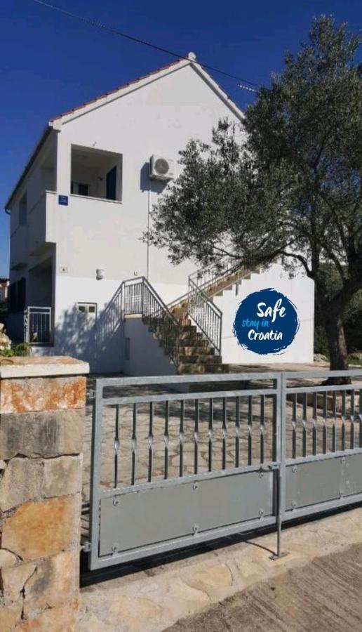 Lomar Apartment