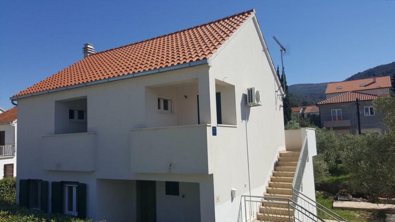 Lomar Apartment
